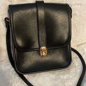 Vintage EUC Black Leather Michael Green Crossbody Bag